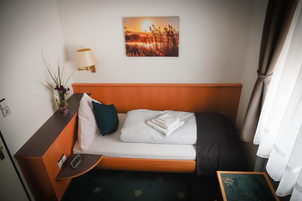 Готель Pension Brenz Sontheim an der Brenz Екстер'єр фото